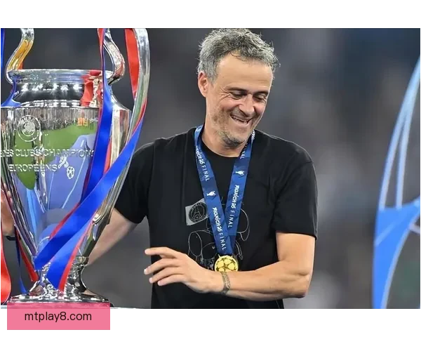 12场10球国米队长追平传奇纪录MVP奖杯献给生日女儿本赛季